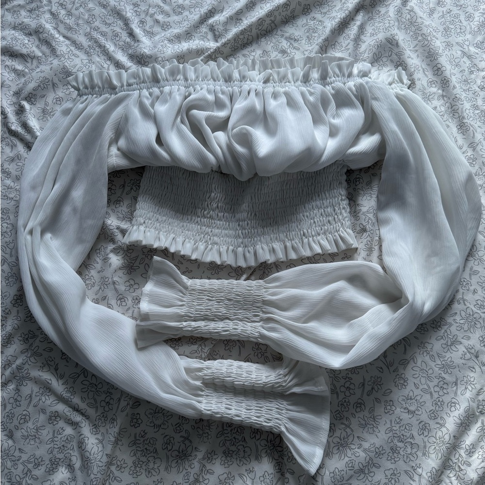 Tiger Mist White Gathered Elastic Waist Shirt
